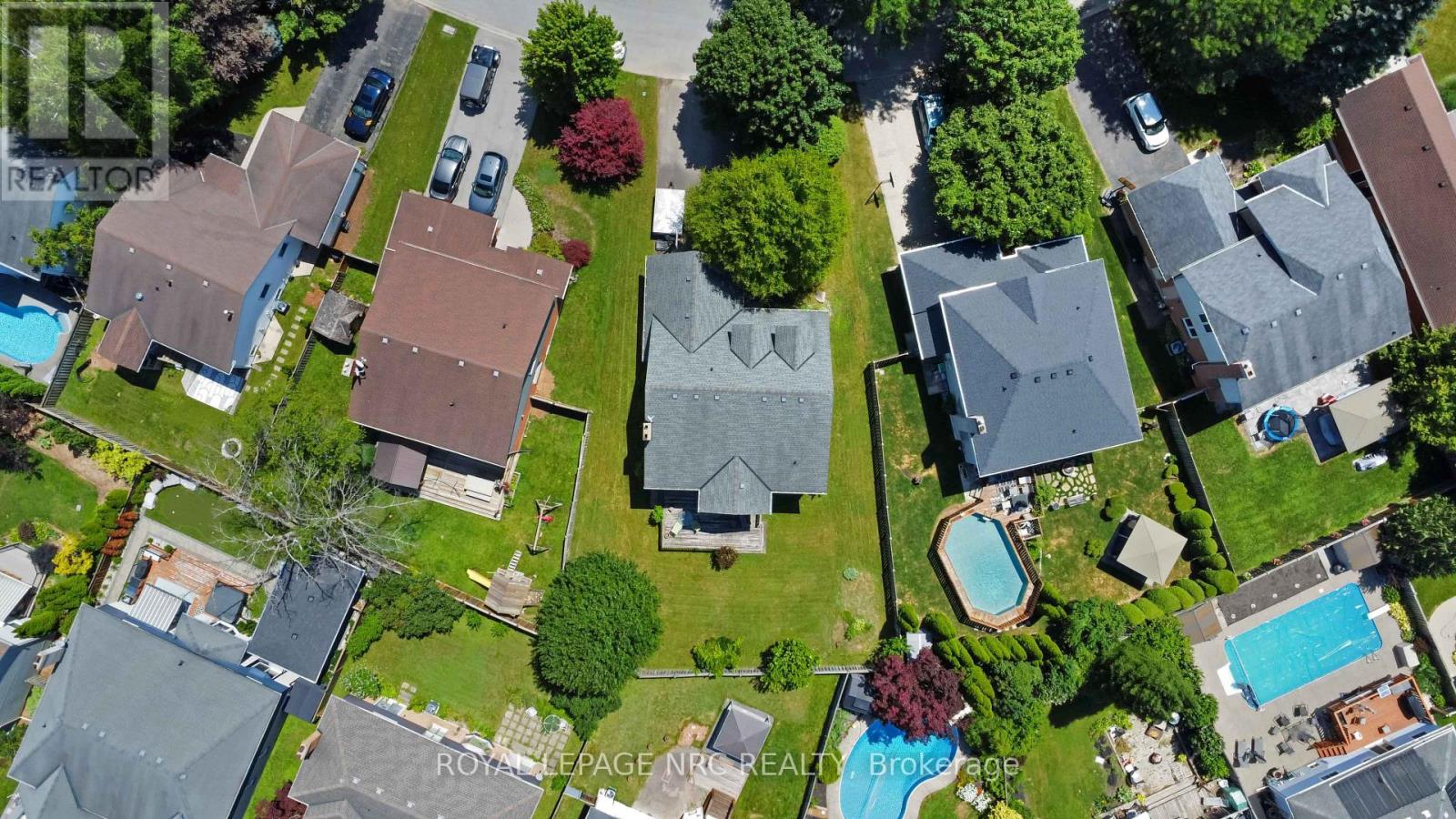 23 WOODSIDE SQUARE - 38