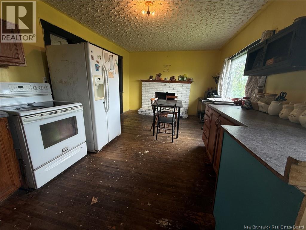 120 Churchland - 16