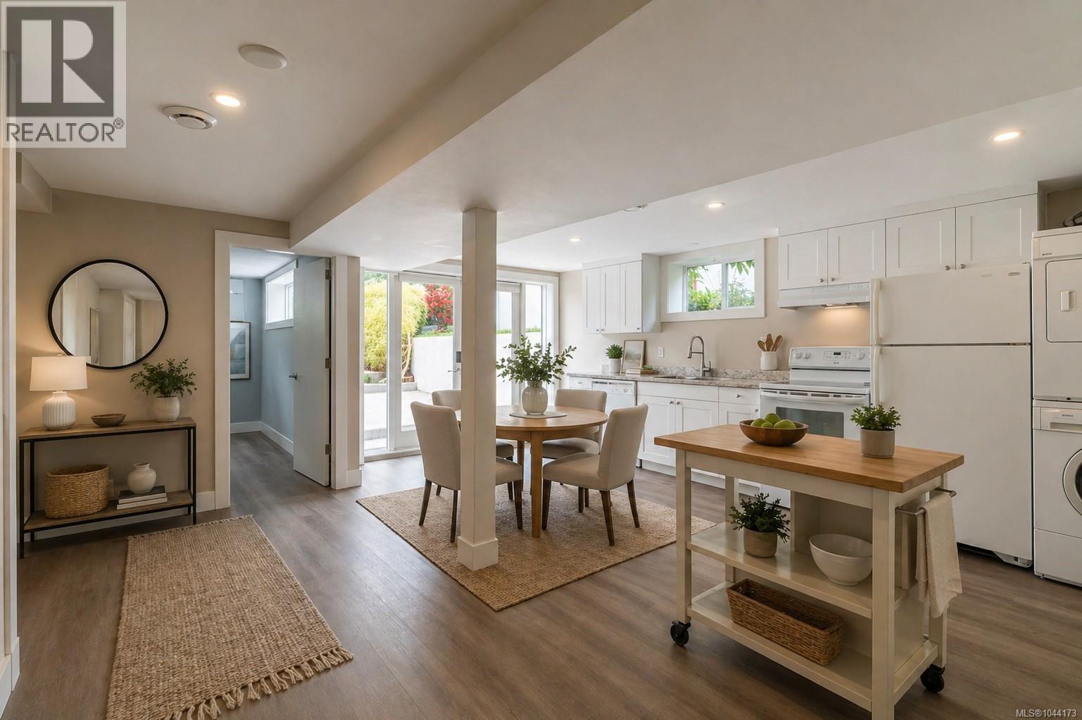 218 Beach Dr - 46