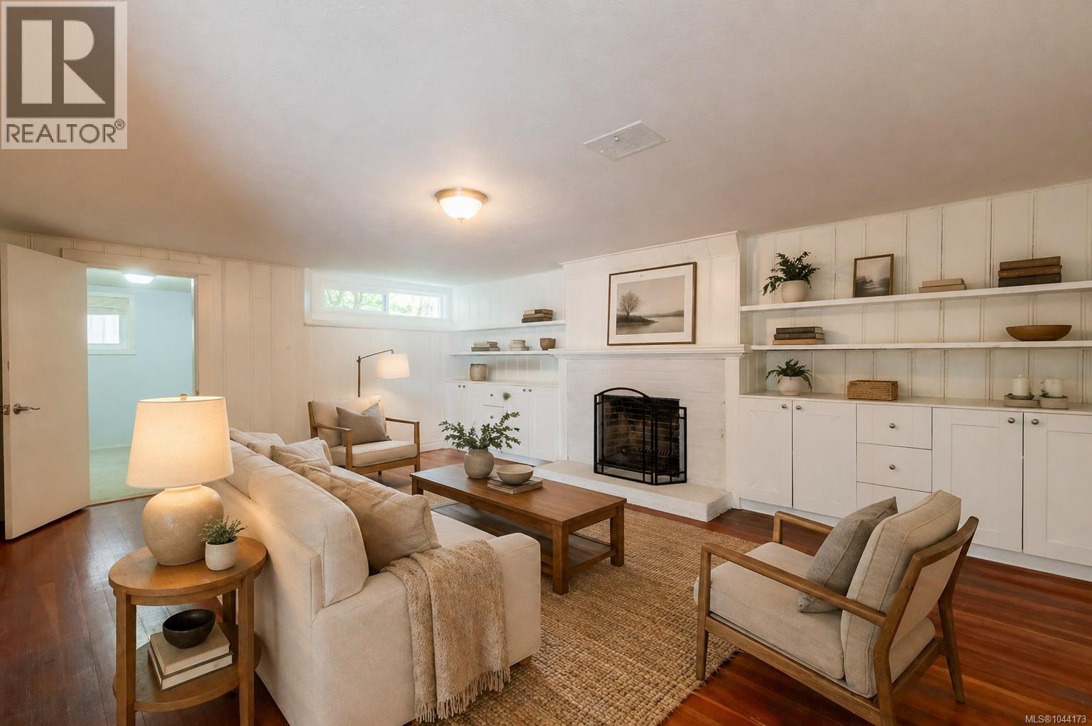 218 Beach Dr - 53