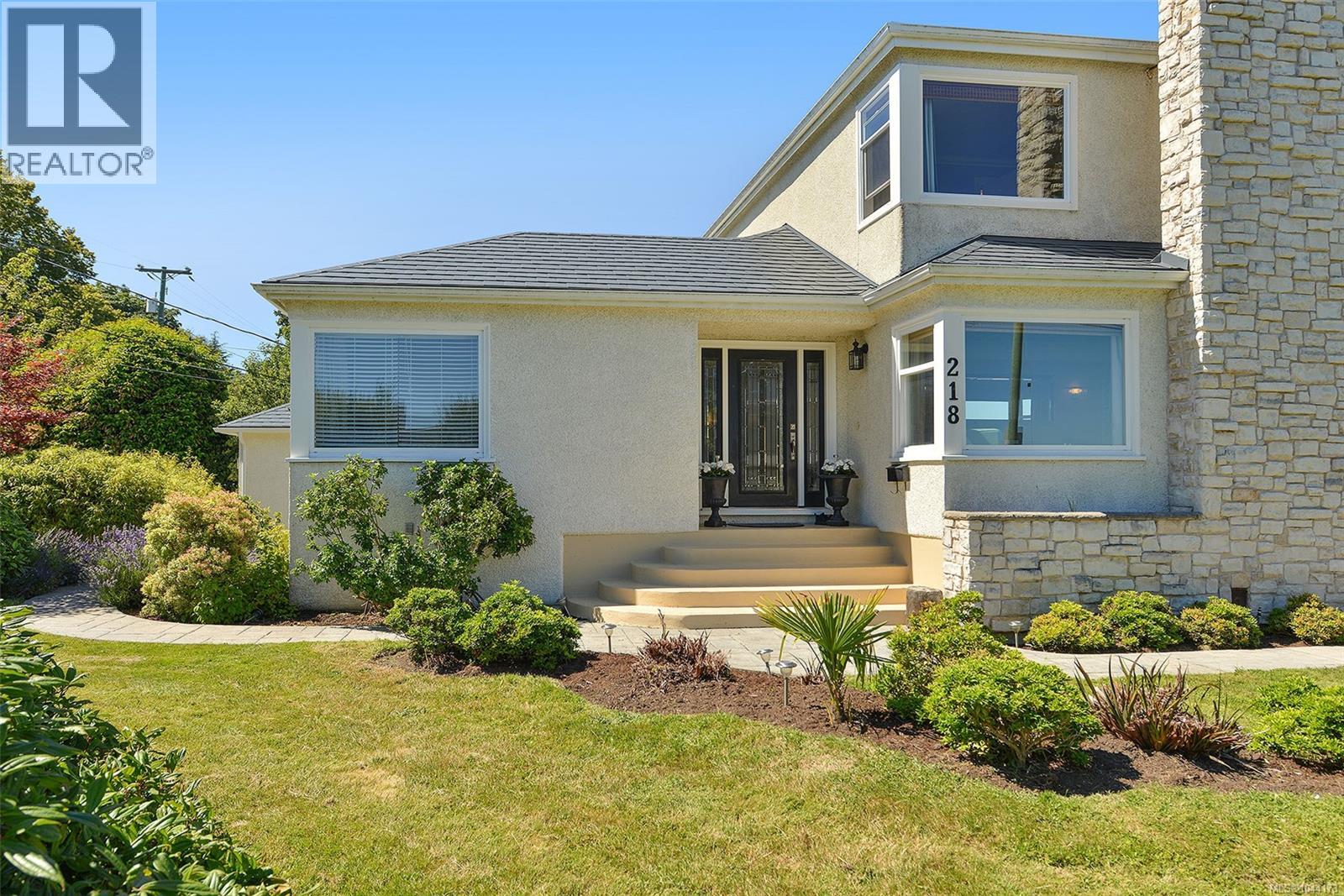 218 Beach Dr - 67