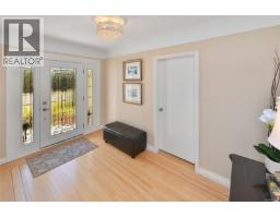 Ensuite - 218 Beach Dr, Oak Bay, BC V8S2M1 Photo 13