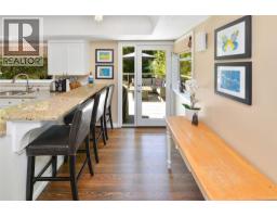 218 Beach Dr, Oak Bay, BC V8S2M1 Photo 23