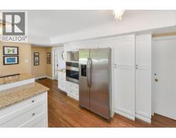 218 Beach Dr, Oak Bay, BC V8S2M1 Photo 26