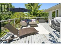 218 Beach Dr, Oak Bay, BC V8S2M1 Photo 28
