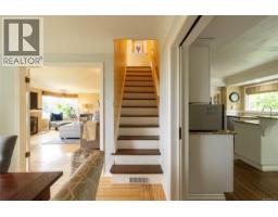 218 Beach Dr, Oak Bay, BC V8S2M1 Photo 33