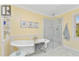 218 Beach Dr, Oak Bay, BC V8S2M1 Photo 40