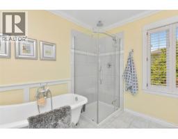 218 Beach Dr, Oak Bay, BC V8S2M1 Photo 41