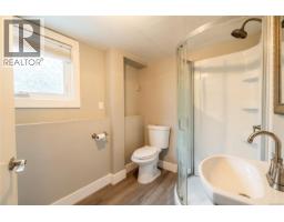 218 Beach Dr, Oak Bay, BC V8S2M1 Photo 58