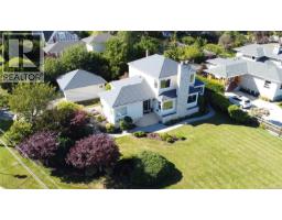 218 Beach Dr, Oak Bay, BC V8S2M1 Photo 64