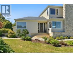 218 Beach Dr, Oak Bay, BC V8S2M1 Photo 67