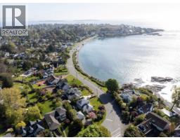 218 Beach Dr, Oak Bay, BC V8S2M1 Photo 81