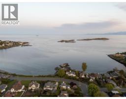 218 Beach Dr, Oak Bay, BC V8S2M1 Photo 87