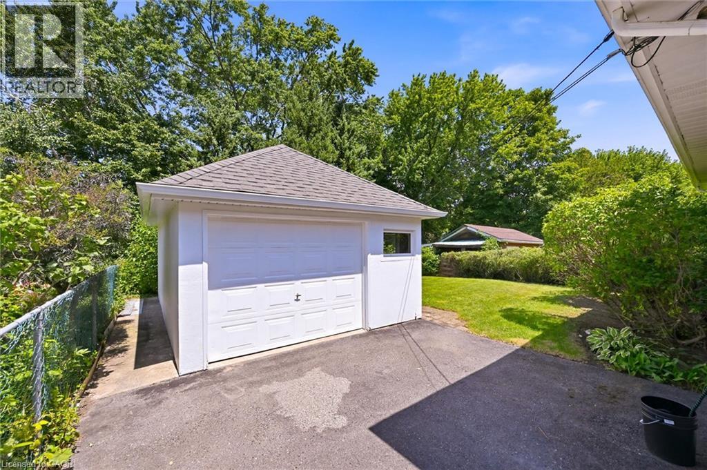 1483 AUGUSTINE Drive - 27