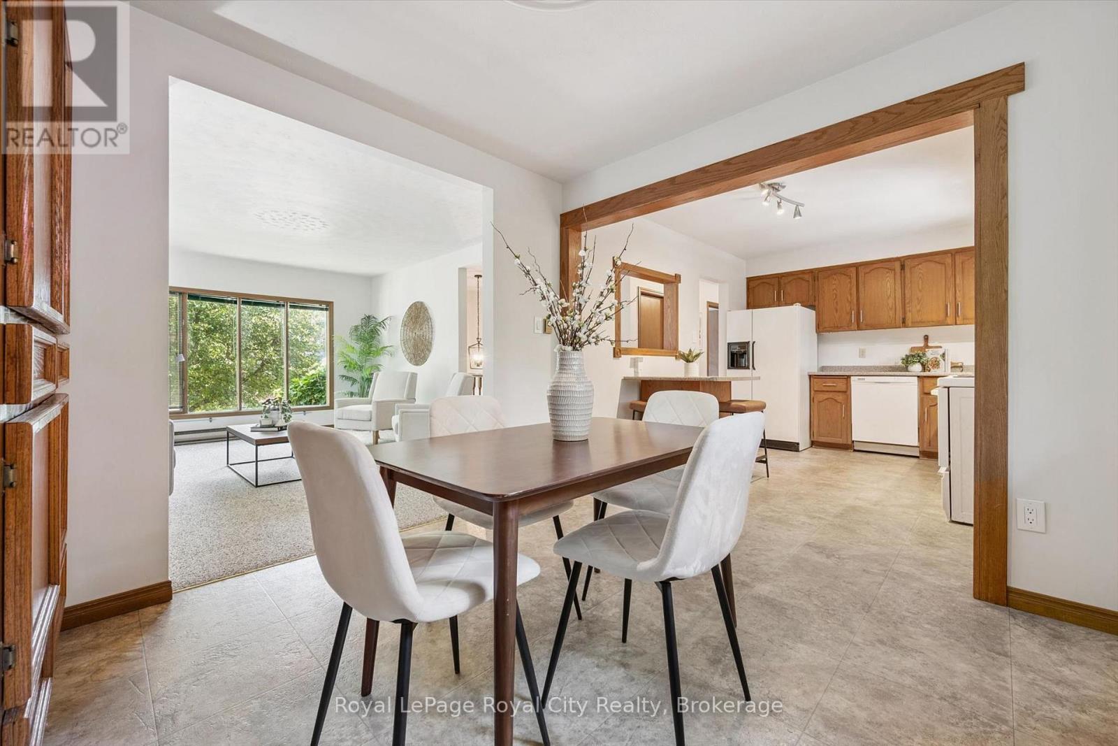 181 HARVARD ROAD - 10