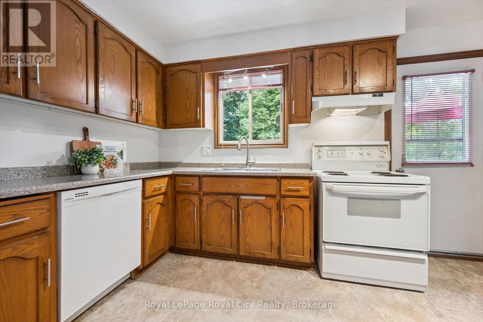 181 HARVARD ROAD - 13