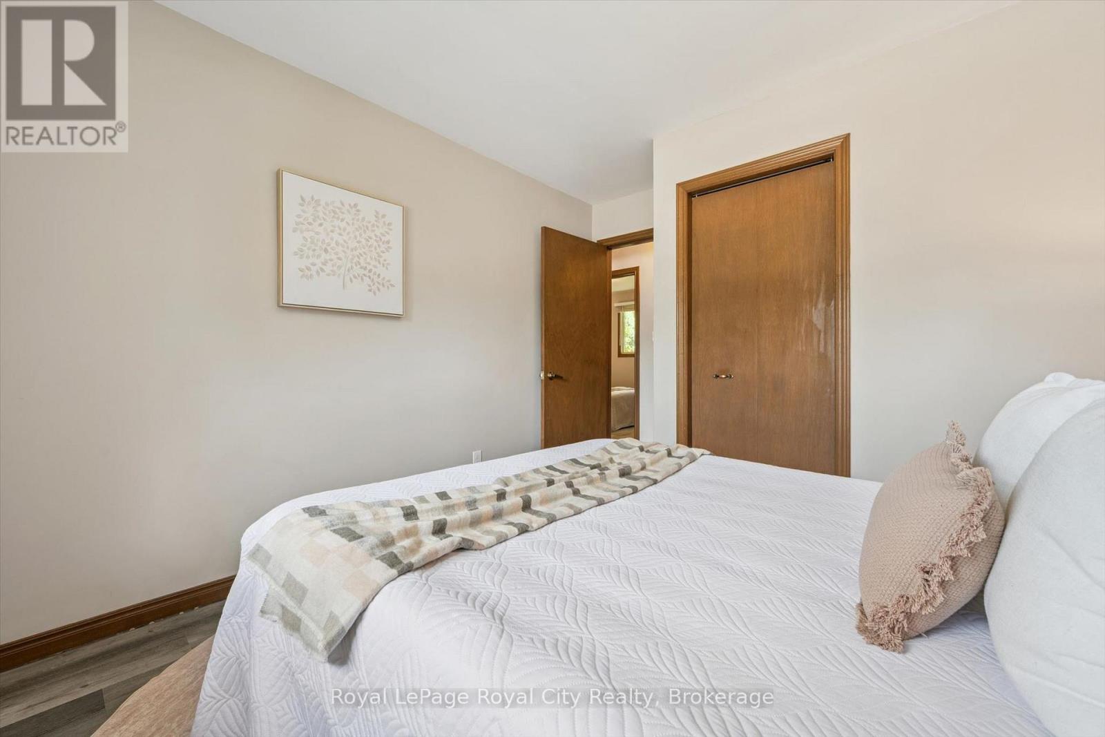 181 HARVARD ROAD - 17