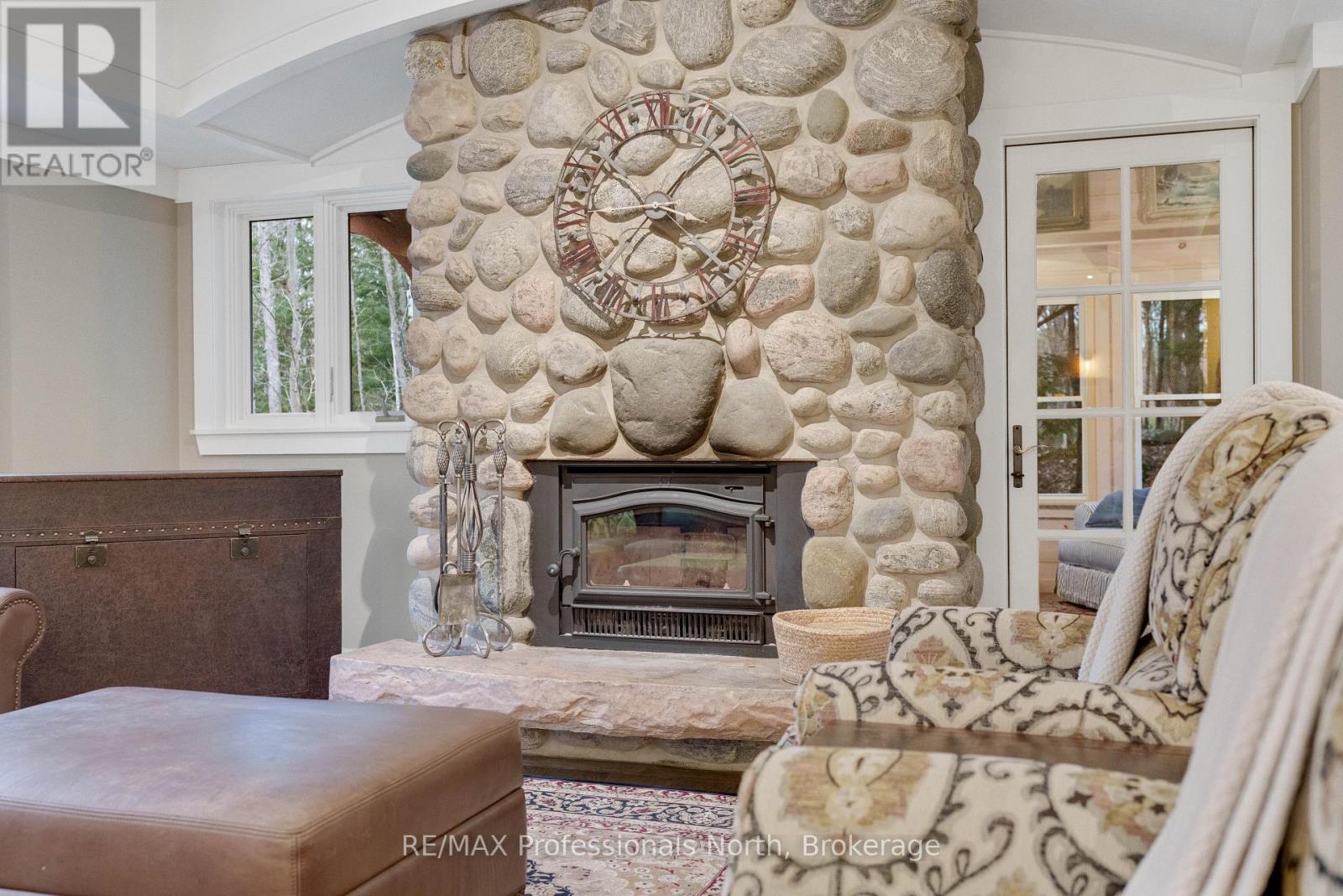 1656 MUSKOKA BEACH ROAD - Image 19