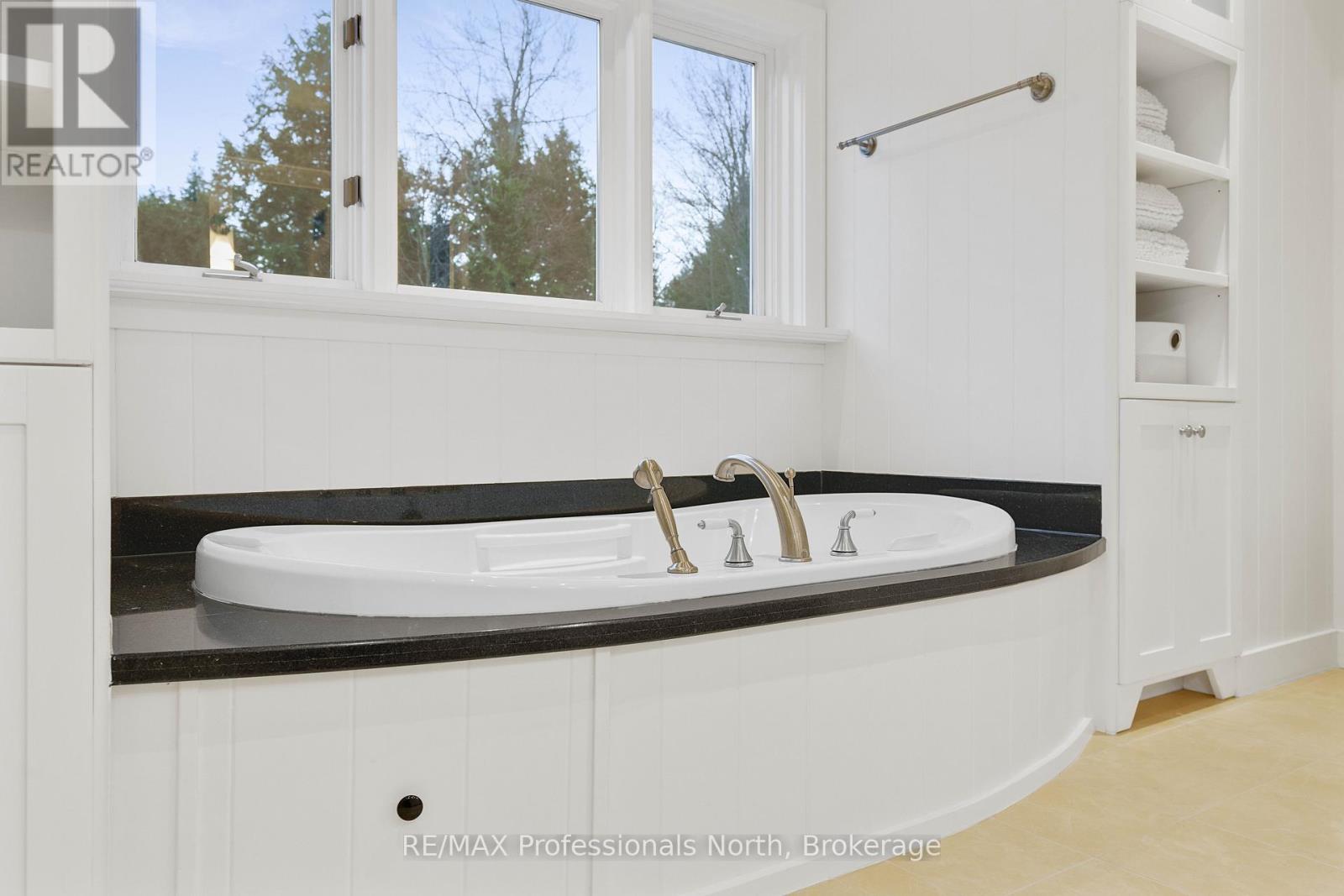 1656 MUSKOKA BEACH ROAD - Image 30