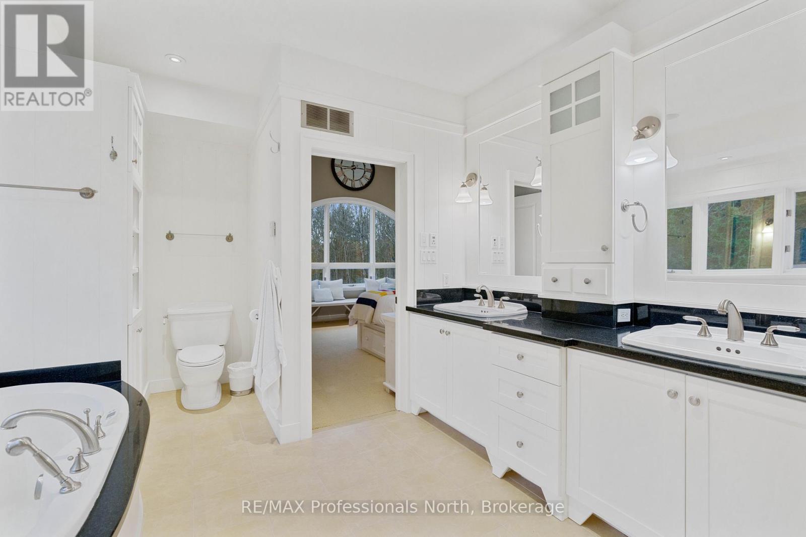 1656 MUSKOKA BEACH ROAD - Image 31