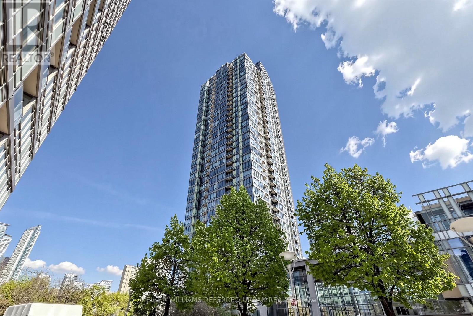#1610 5 MARINER TERRACE - 1