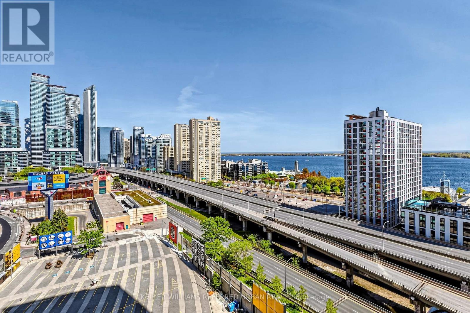 #1610 5 MARINER TERRACE - 38