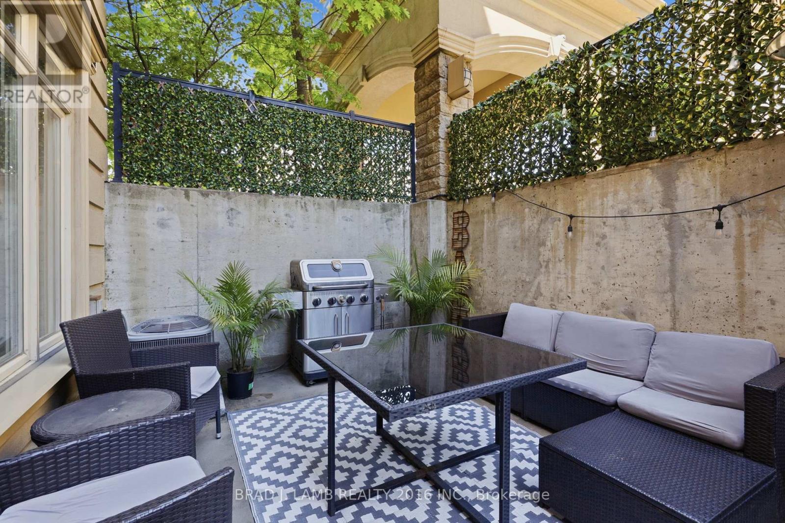 #29 80 CARR STREET - 15
