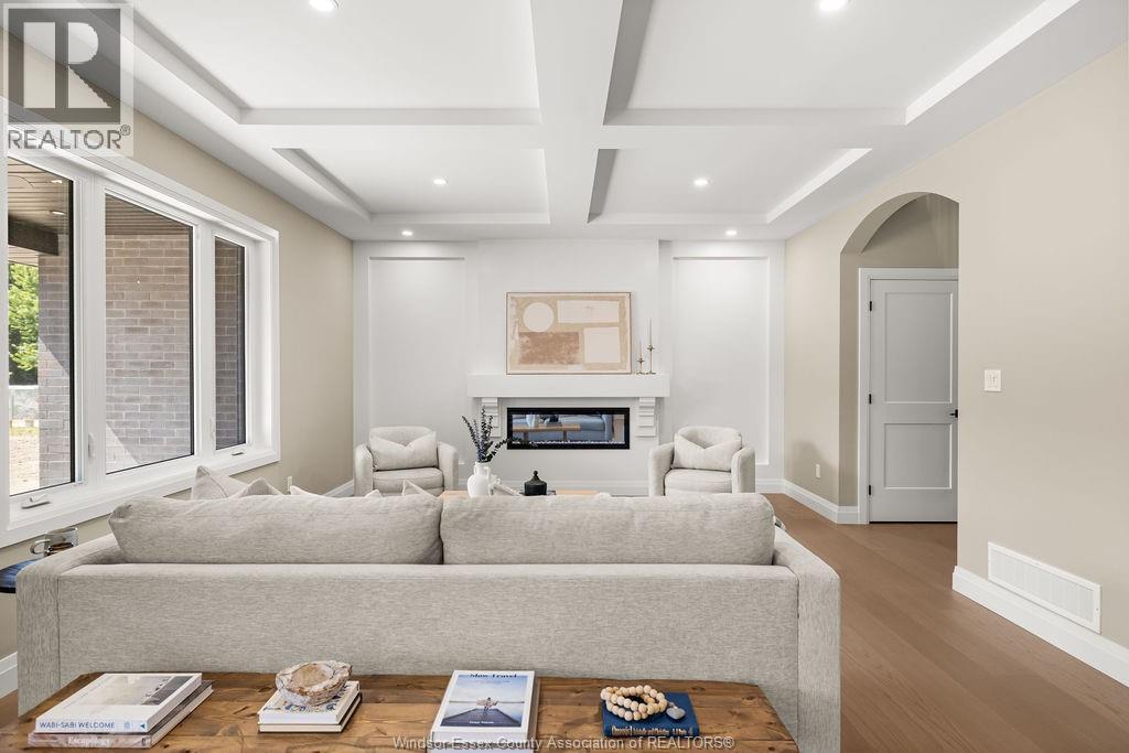 8040 MEO BOULEVARD - 7