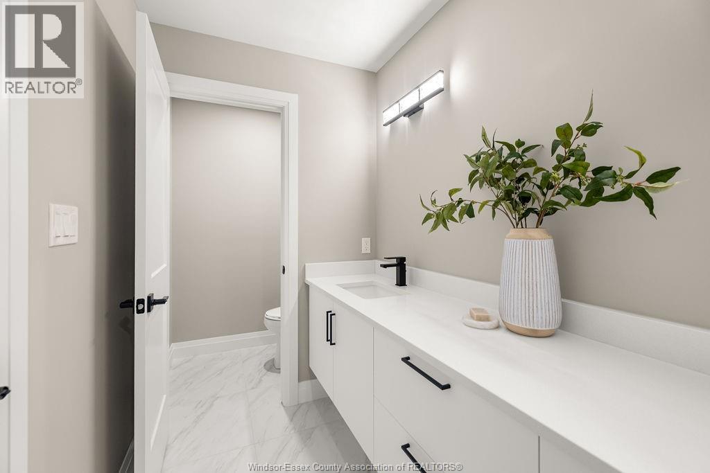 8040 MEO BOULEVARD - 34