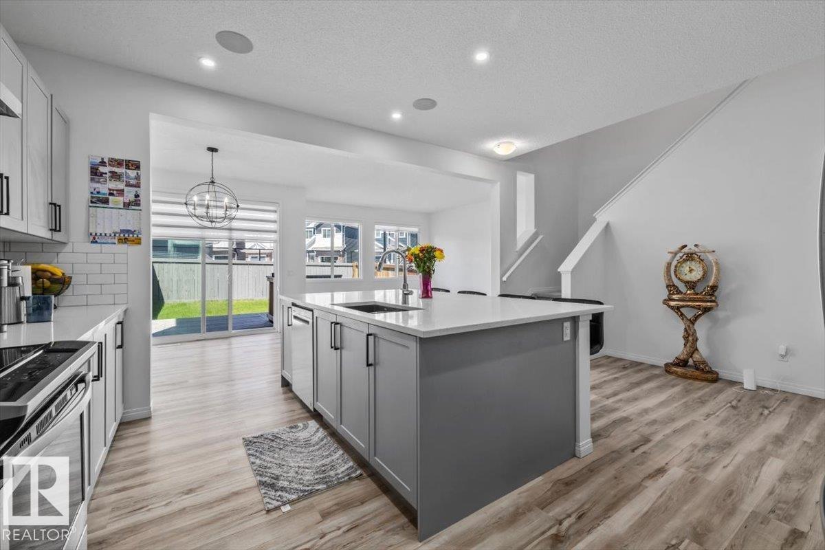 13118 208A ST NW - 3