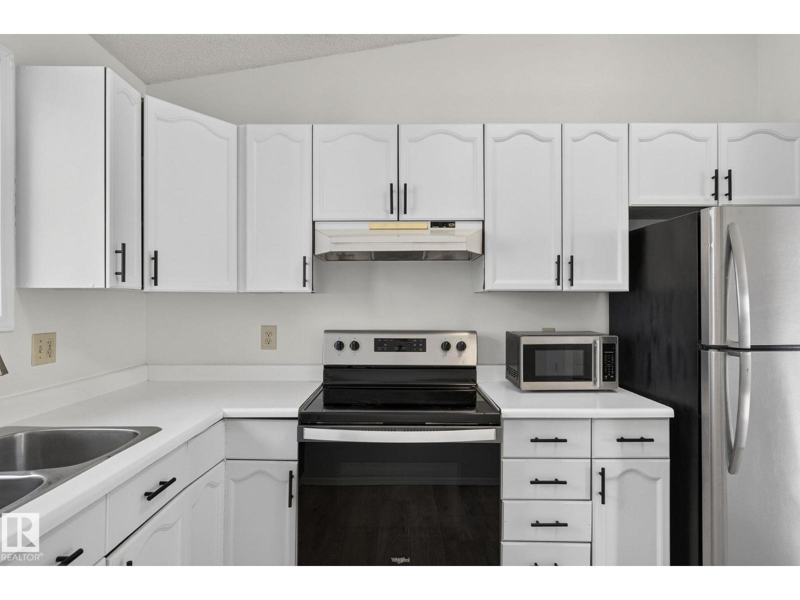3722 34A AV NW NW - 20