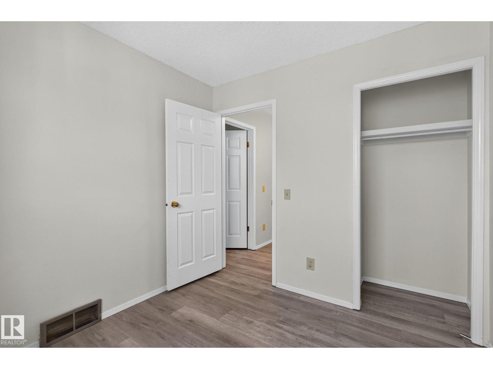 3722 34A AV NW NW - 22