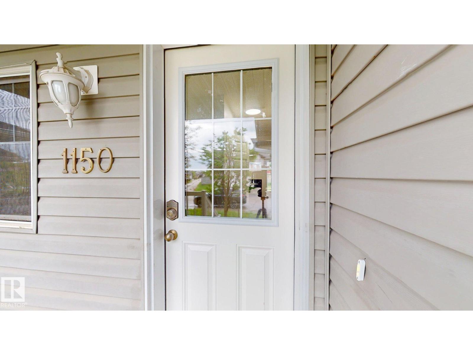 1150 37B AV NW - 20