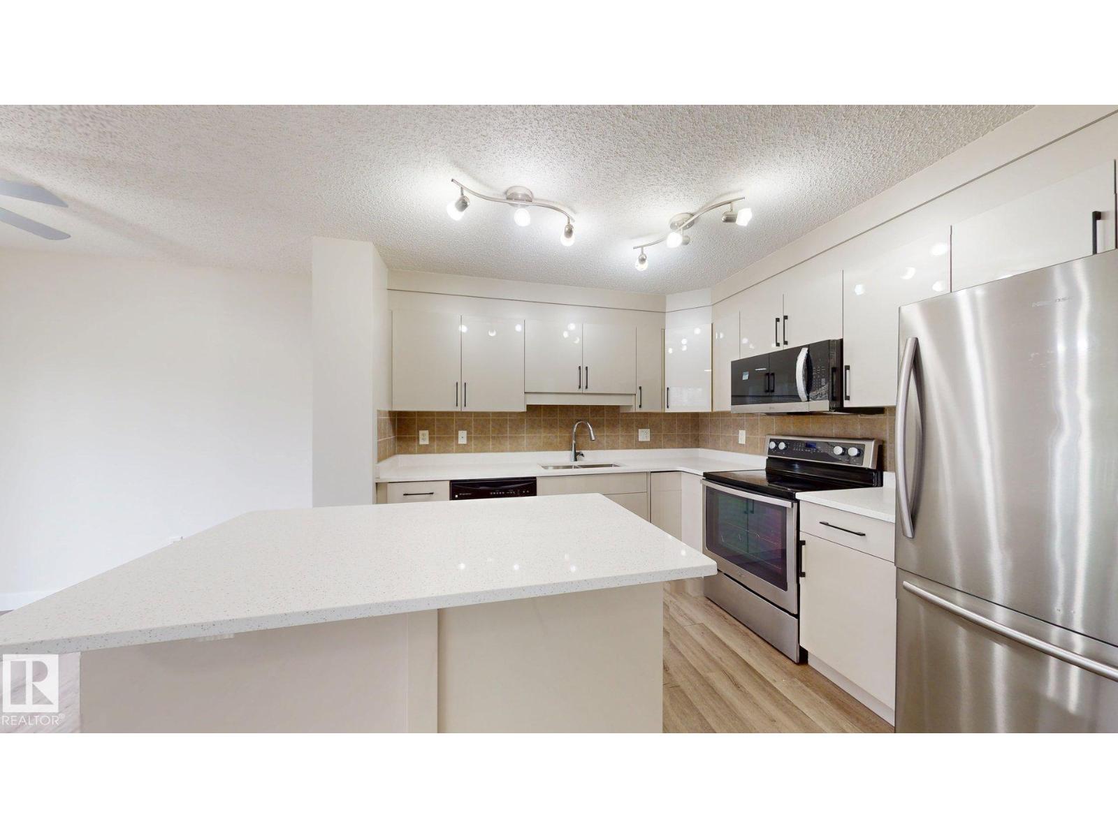 1150 37B AV NW, Tamarack, Edmonton photo 3