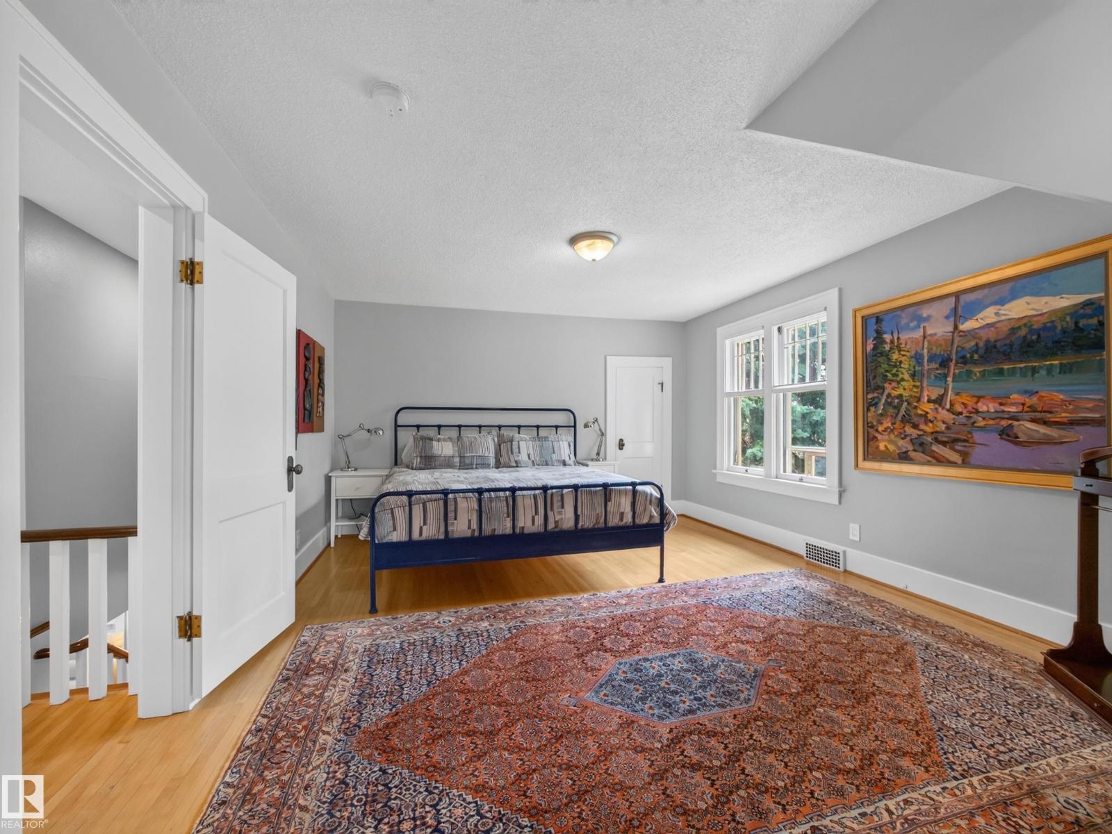 11108 64 ST NW - Image 24
