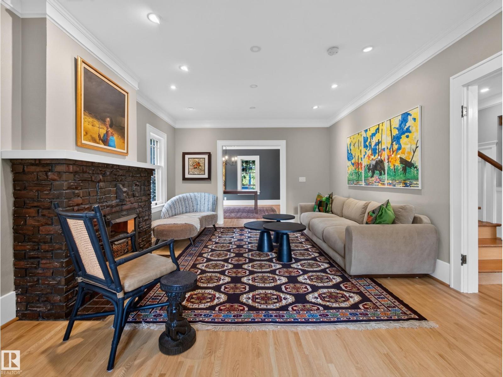 11108 64 ST NW - 5