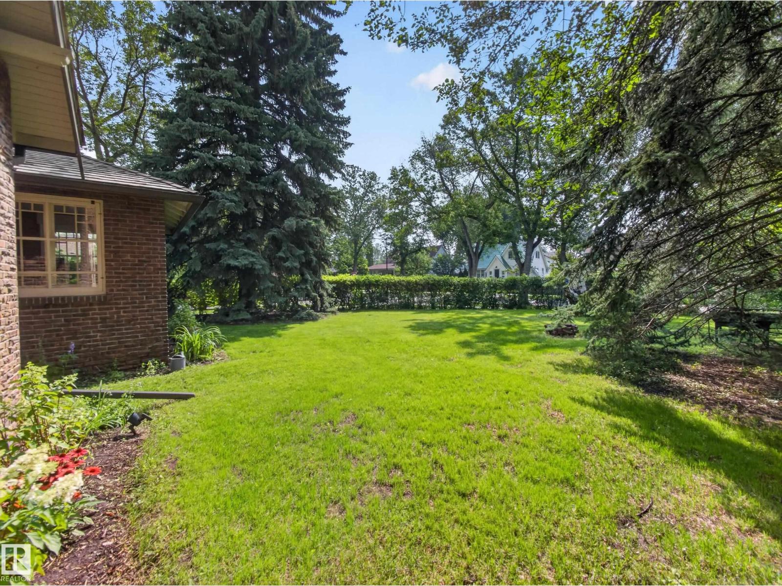 11108 64 ST NW - Image 53