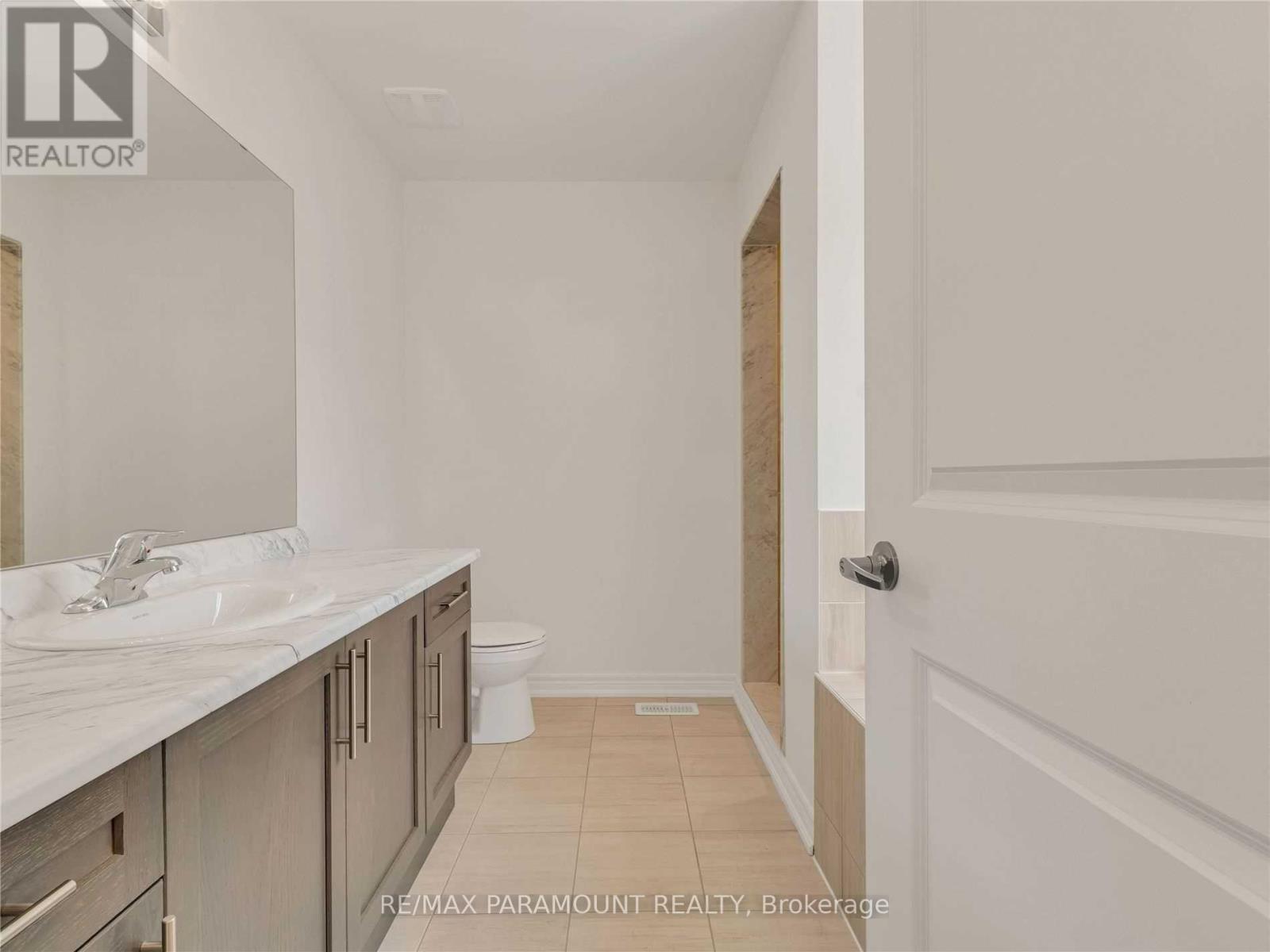 18 TAIT CRESCENT - 24