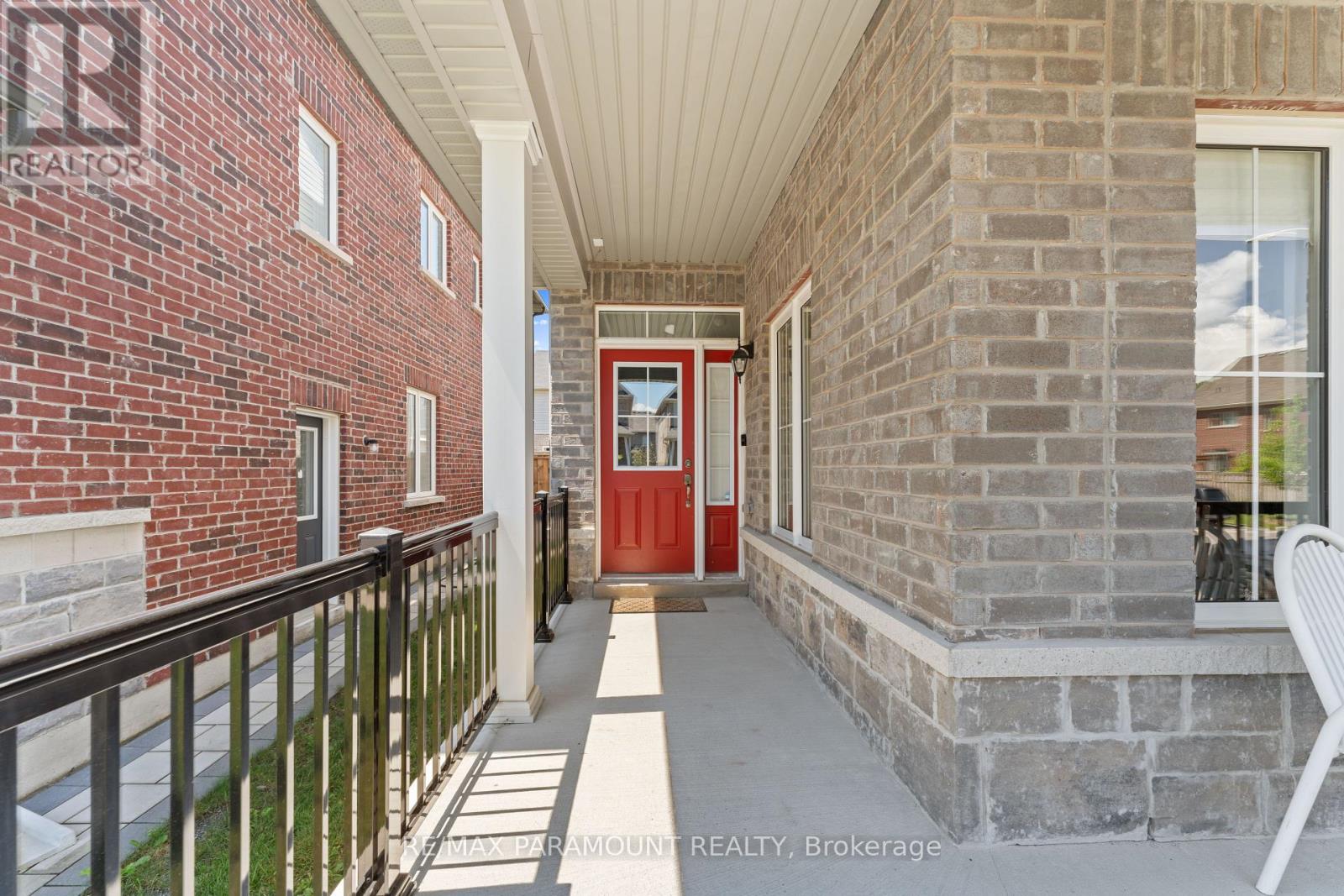 18 TAIT CRESCENT - 4