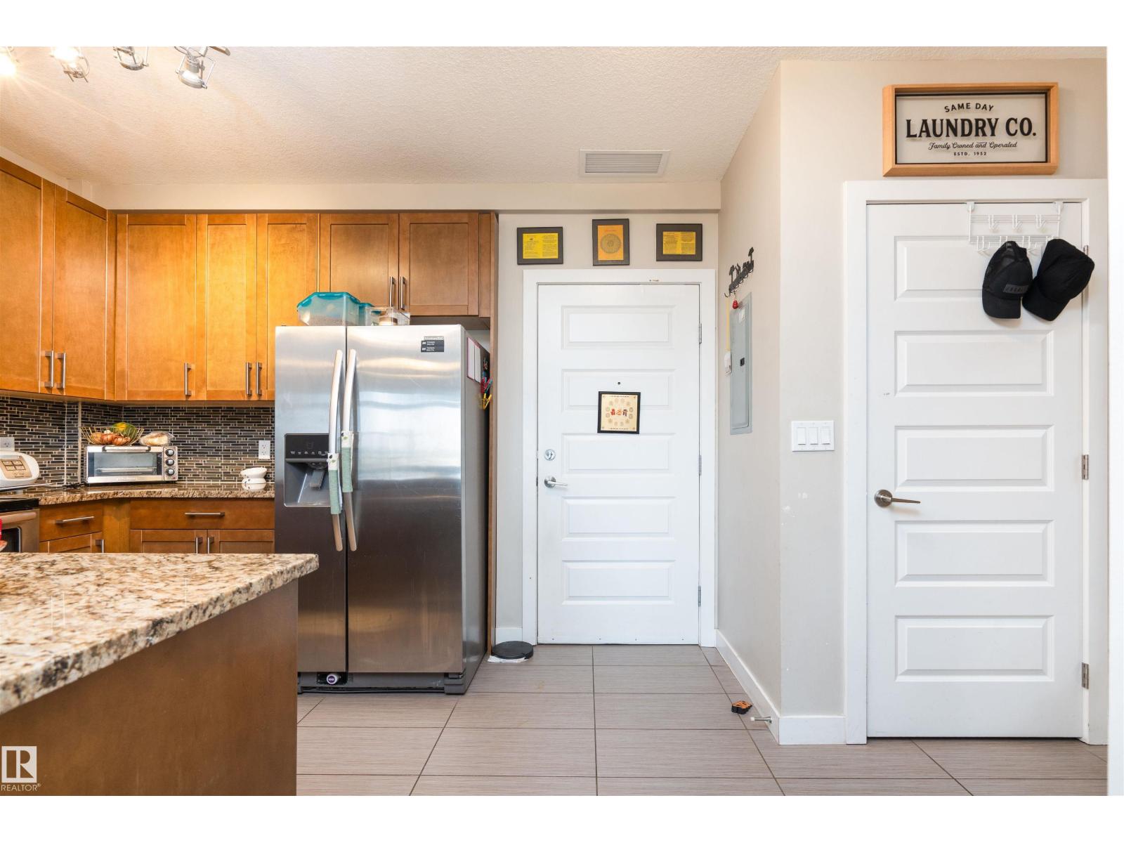 #610 5151 WINDERMERE BV SW - Image 9