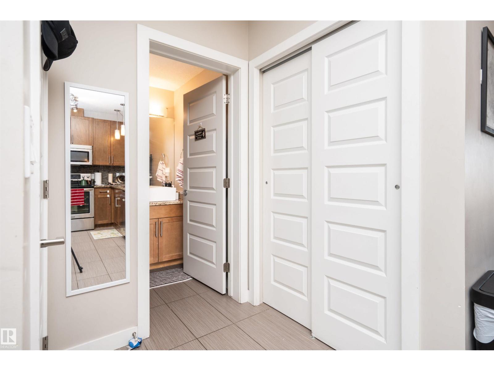 #610 5151 WINDERMERE BV SW - Image 21