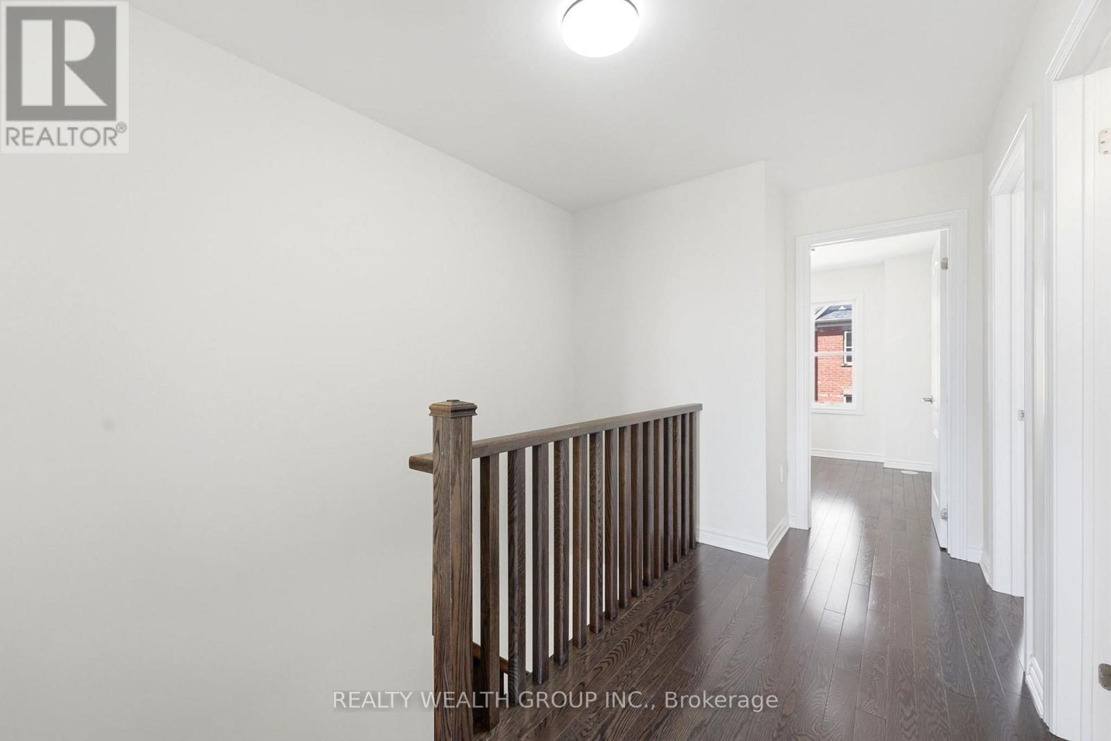 7 CITY PARK CIRCLE - 16
