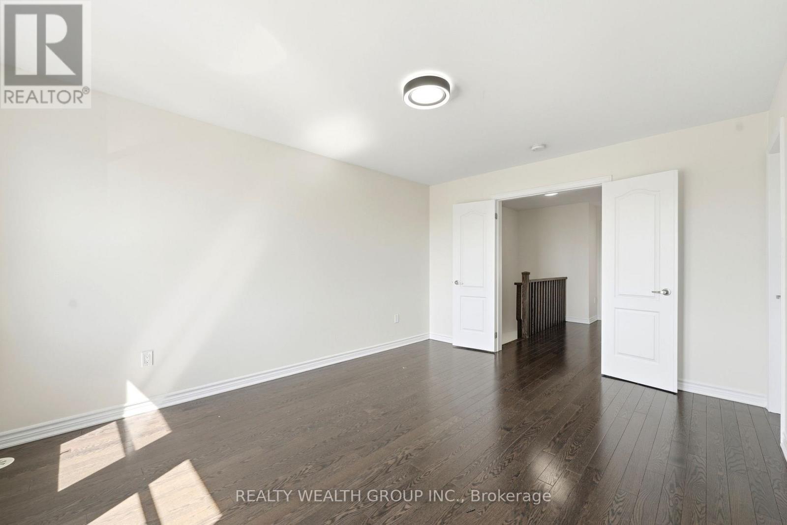 7 CITY PARK CIRCLE - 18