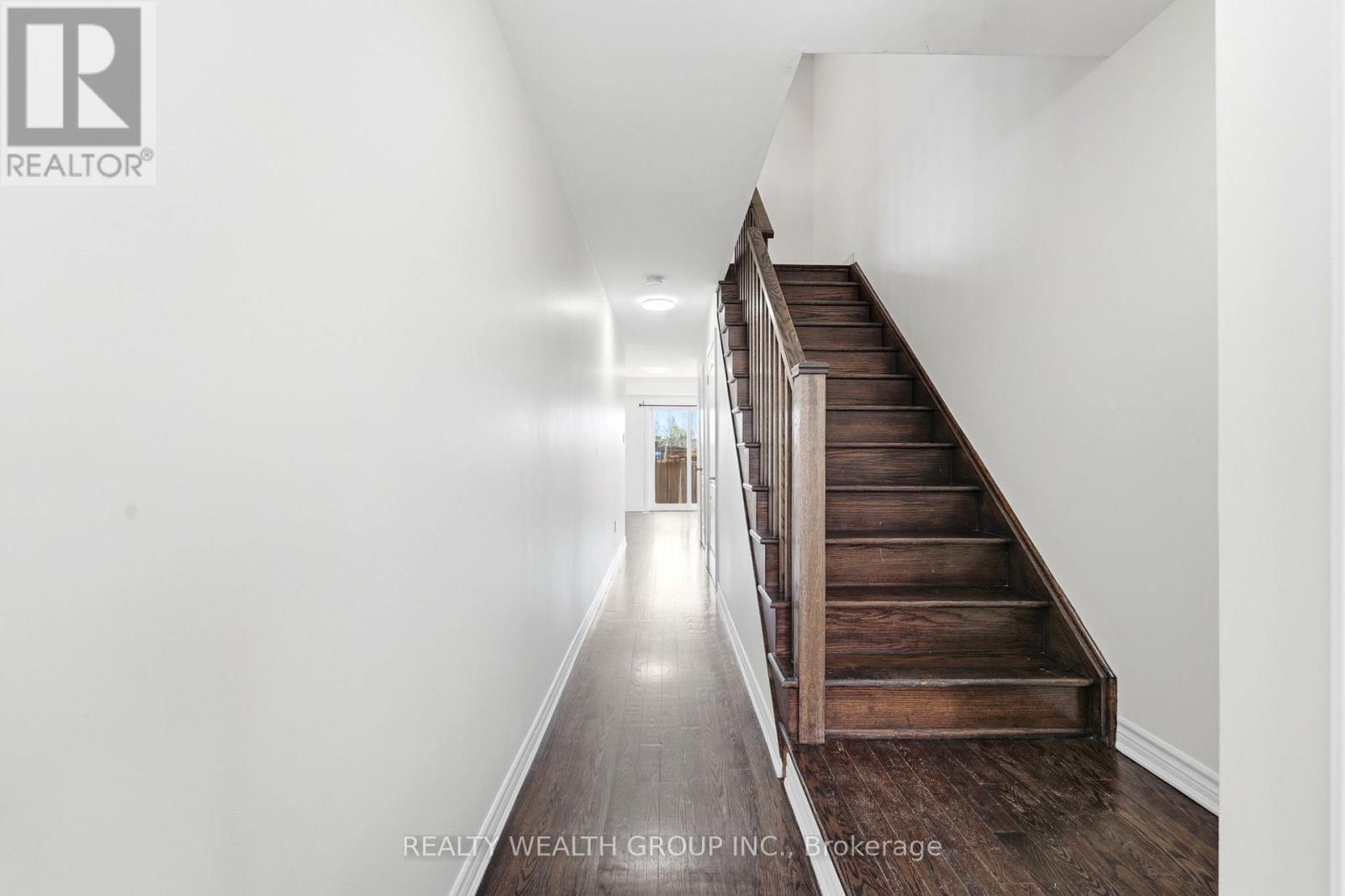 7 CITY PARK CIRCLE - 29