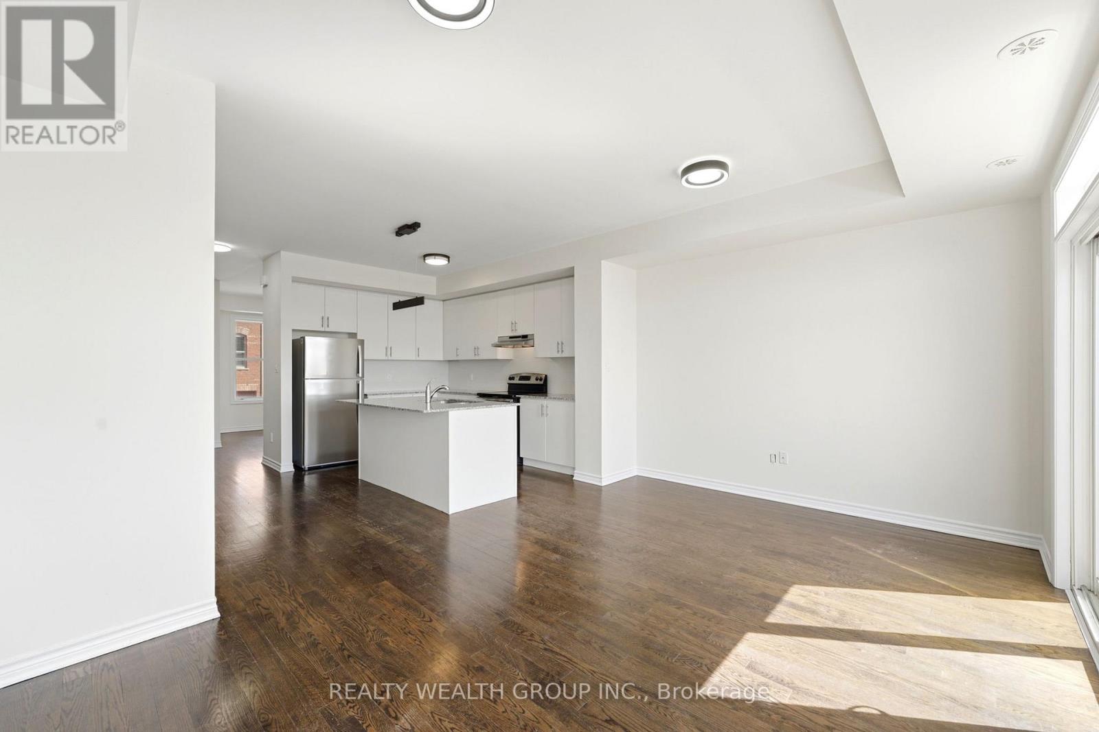 7 CITY PARK CIRCLE - 5