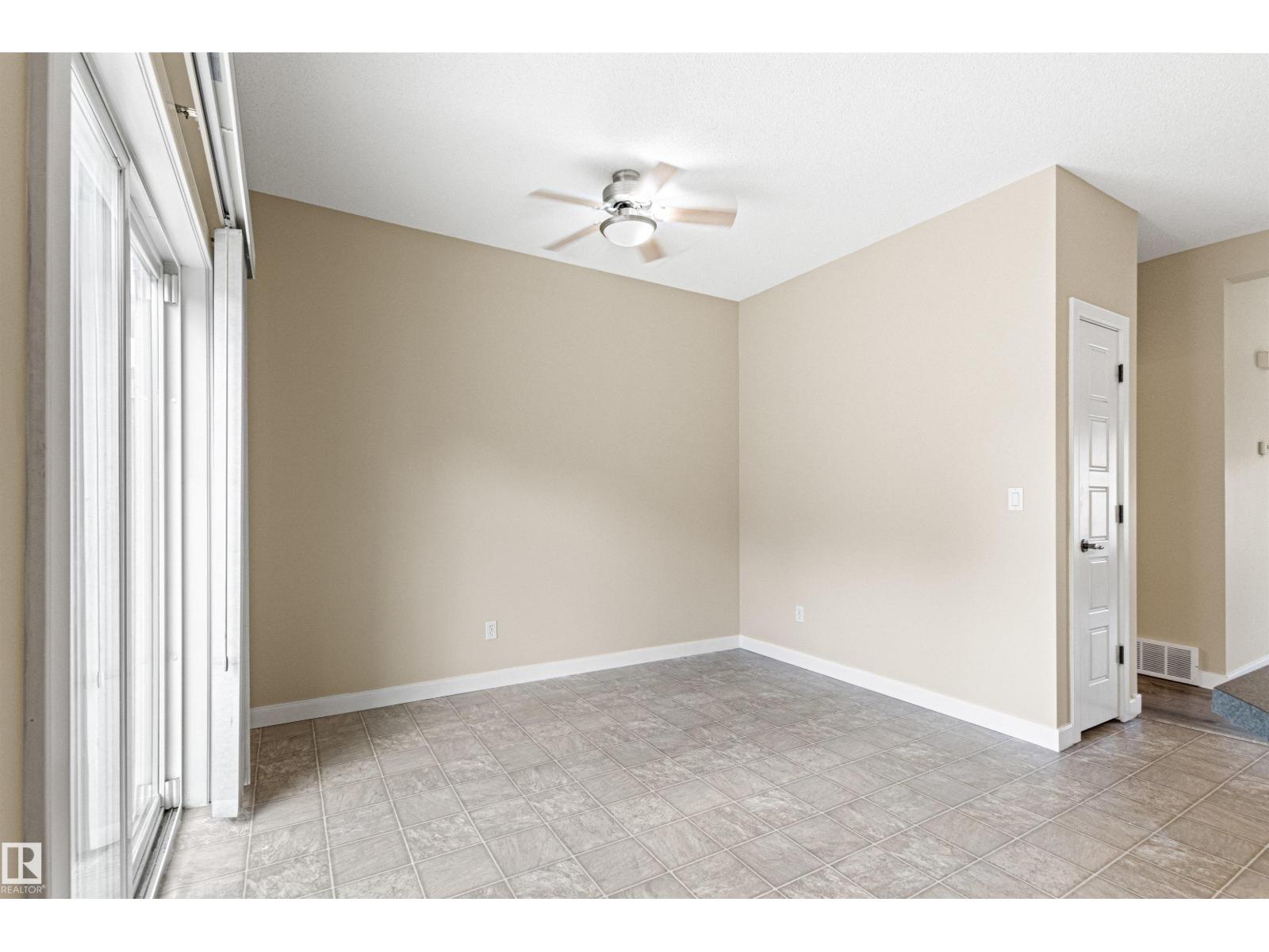 #39 13825 155 AV NW - 35
