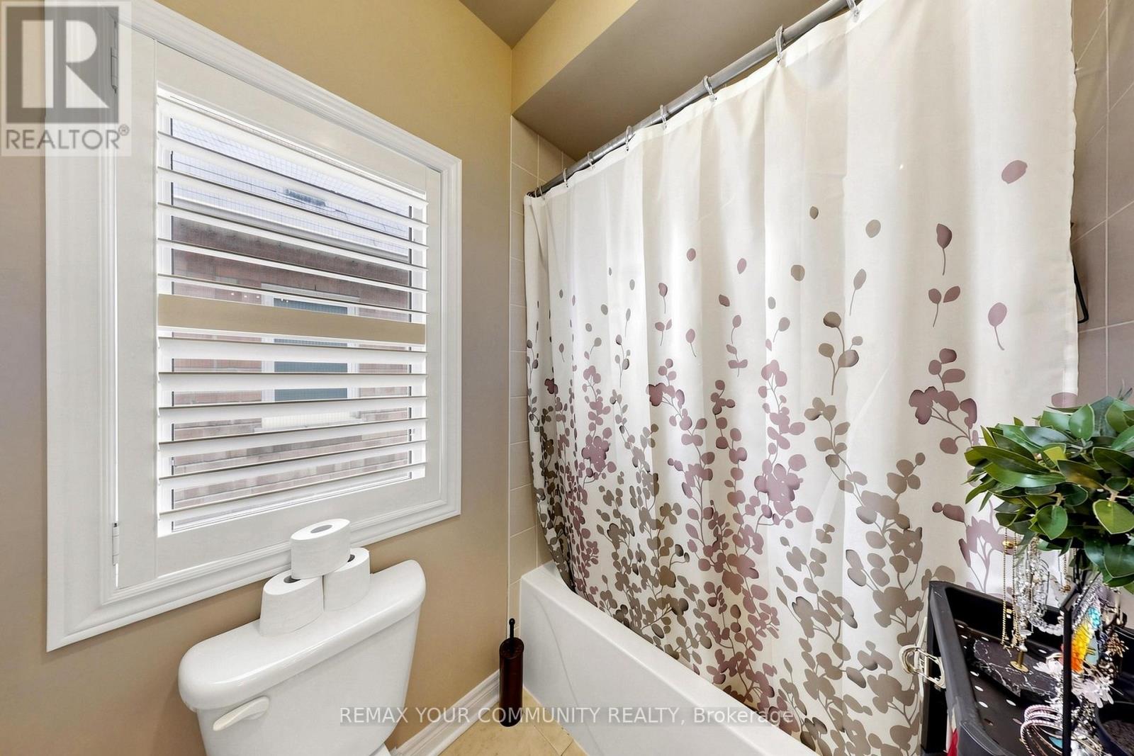 67 SAND VALLEY STREET - 35