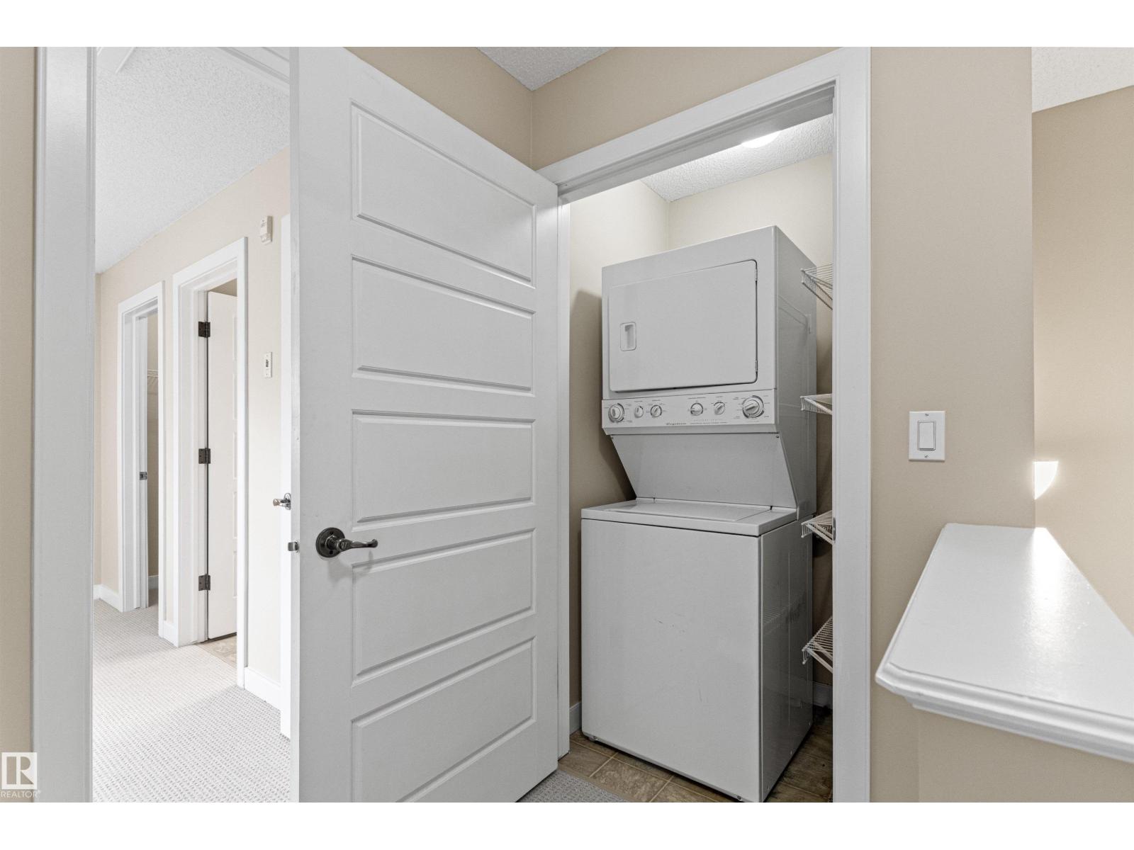 #39 13825 155 AV NW - 64