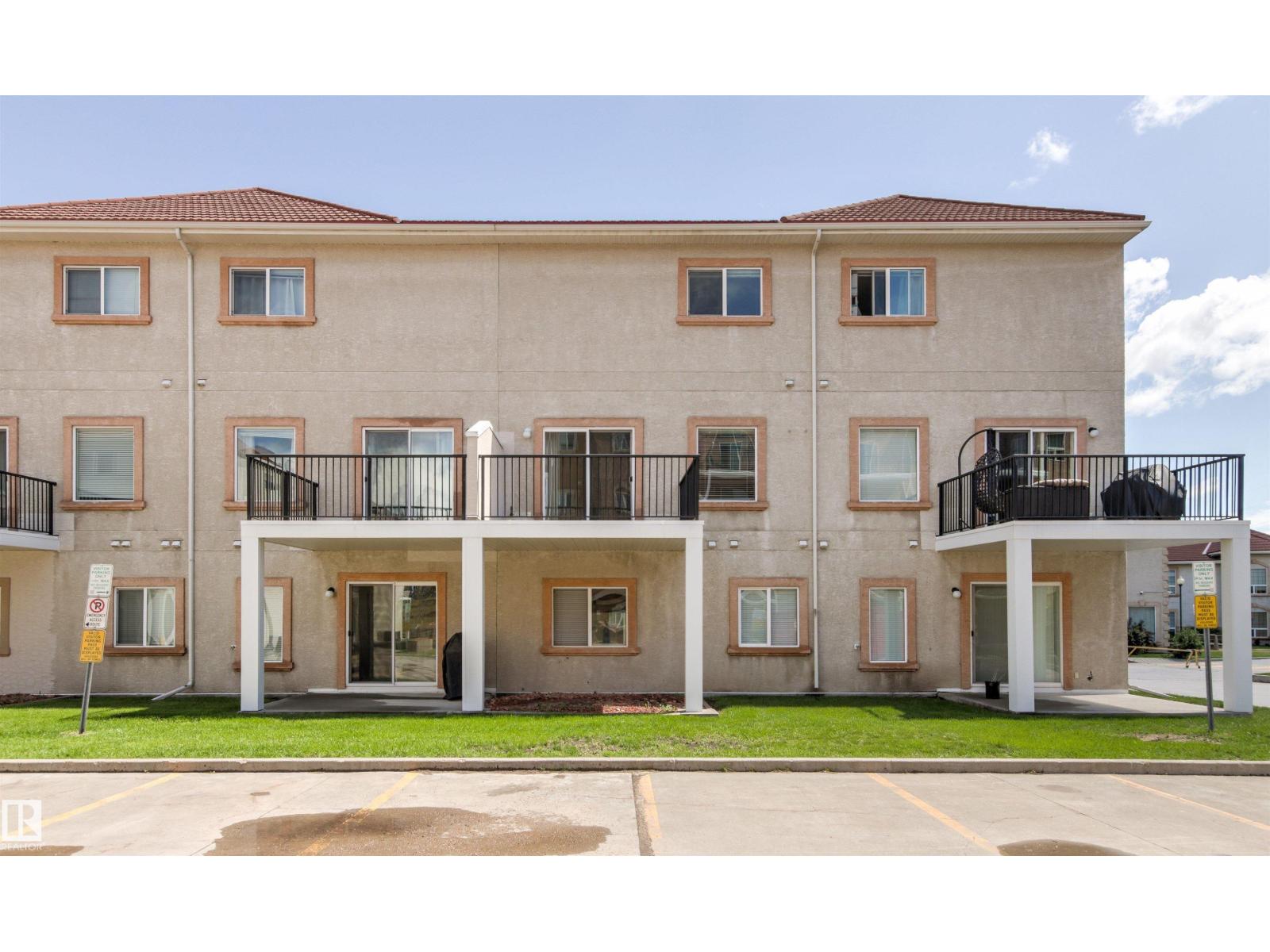 #39 13825 155 AV NW - 43