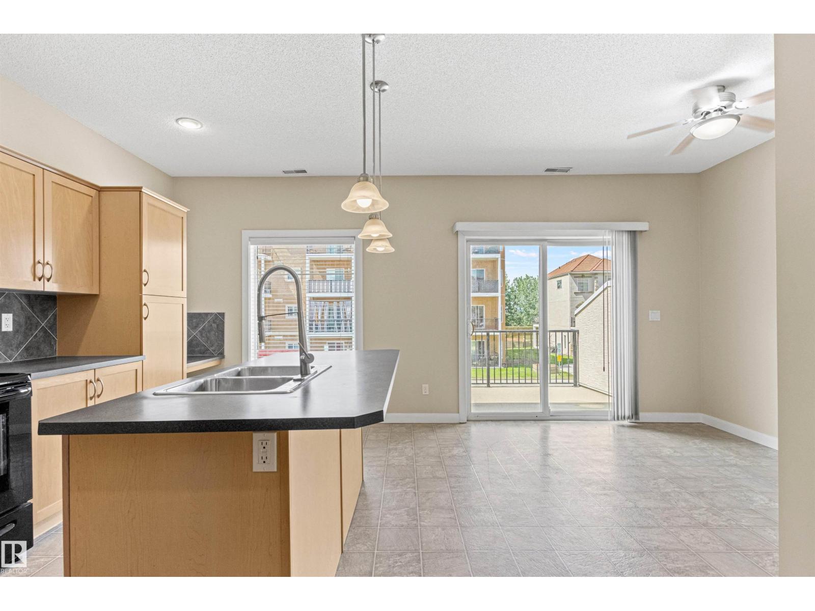 #39 13825 155 AV NW - 21
